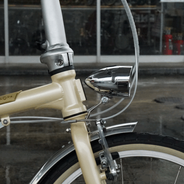 DAHON BoardWalkD7（ボードウォークD7）ヘッド/テールライトカスタムで納車しました。